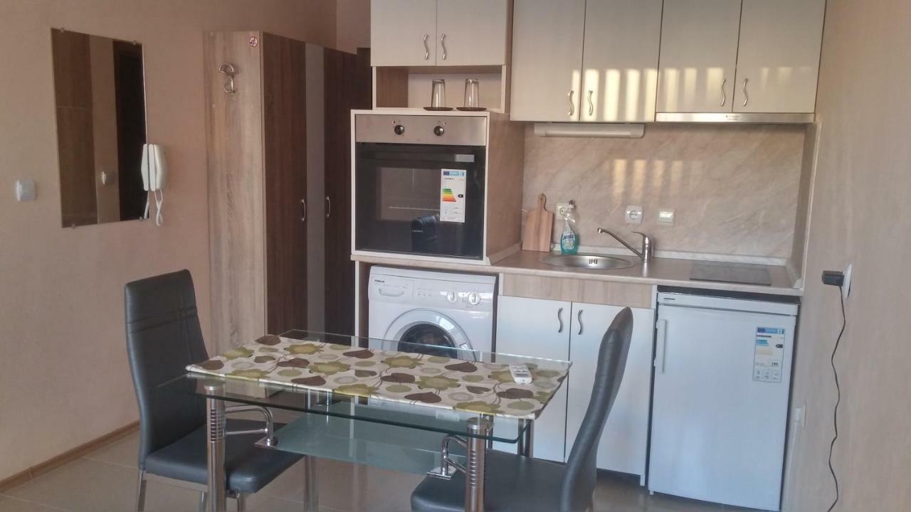 Студио Алекс Варна Warna Exterior foto
